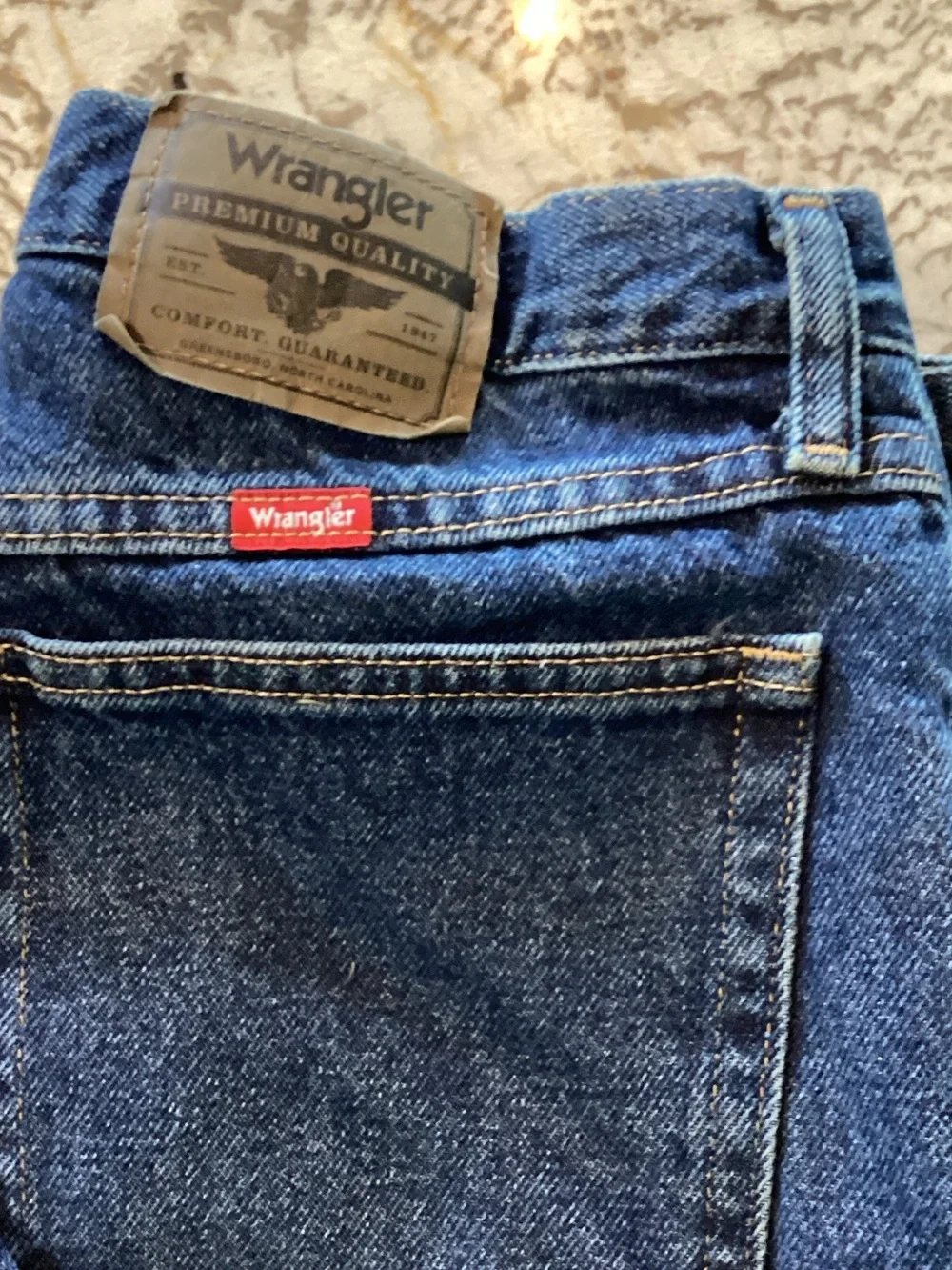 Wrangler Men's 32x30 Regular Fit Straight Leg Blue Denim Jeans 100% Cotton